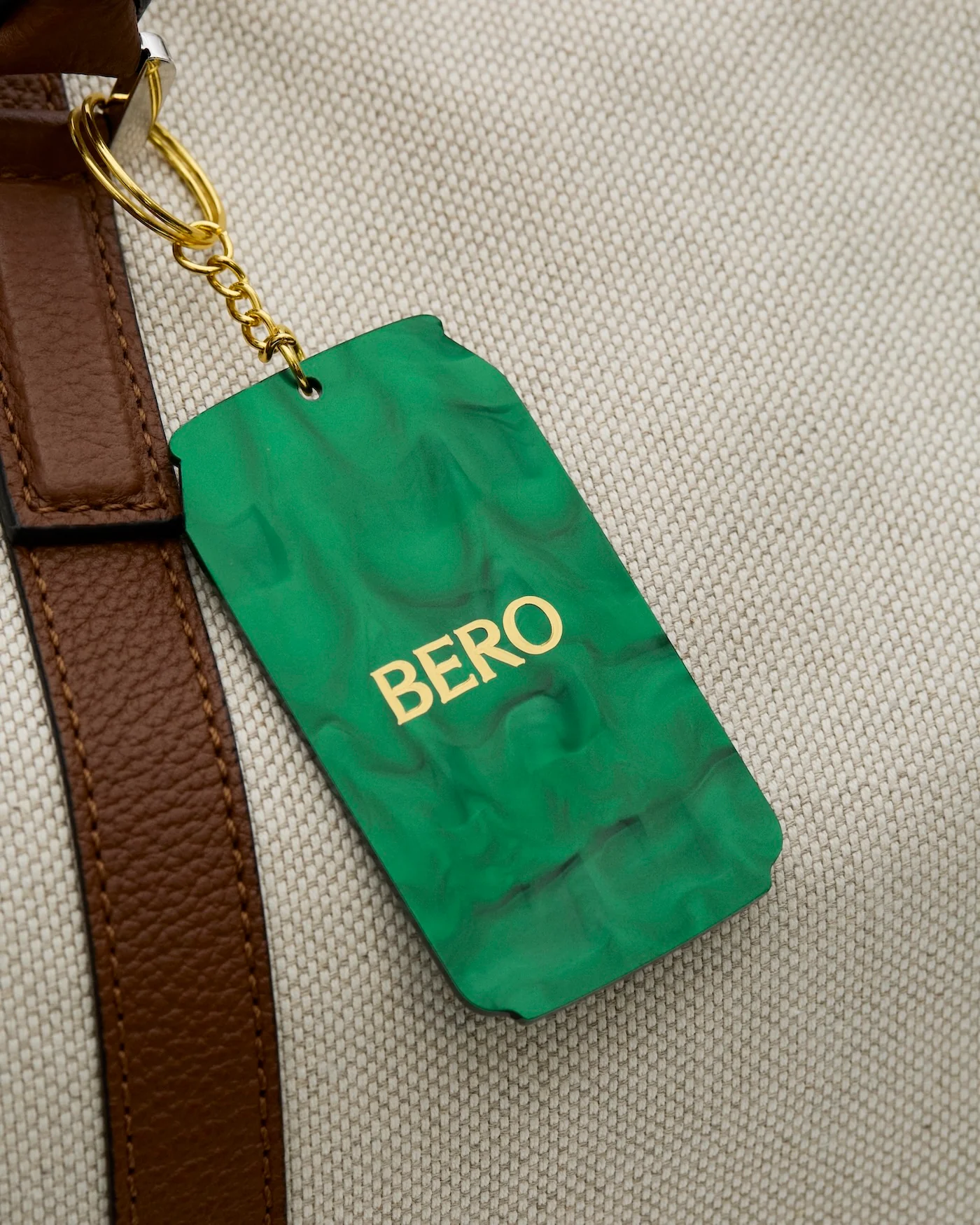 100% Keychain - Image 3